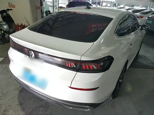 Volkswagen Lamando — Фото автомобиля 6