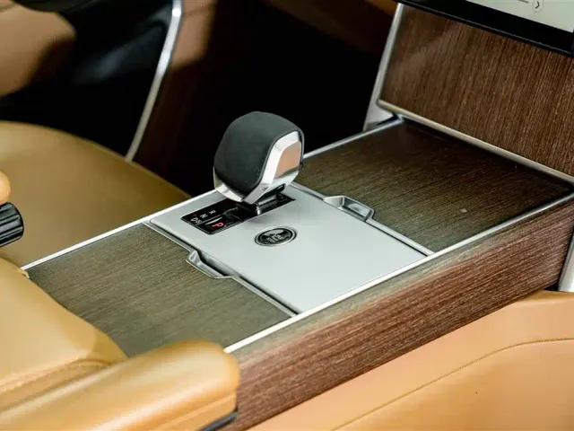 Land Rover Range Rover — Фото автомобиля 19