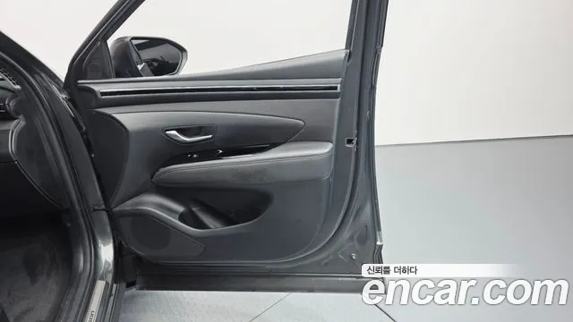Hyundai Tucson Tucson (NX4) Бензин 1.6 турбо 2WD — Фото автомобиля 20