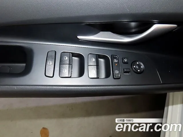 Hyundai Avante CN7 — Фото автомобиля 15
