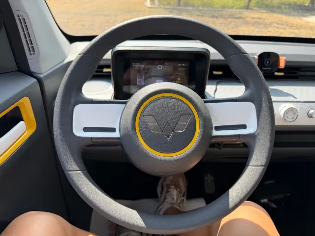 Wuling Hongguang Mini EV — Фото автомобиля 11