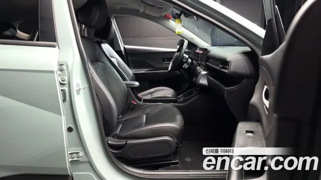 Hyundai Kona SX2 — Фото автомобиля 11