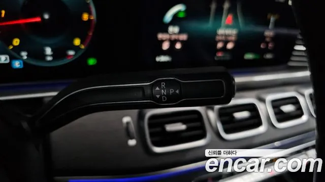 Mercedes-Benz GLS-Class — Фото автомобиля 9