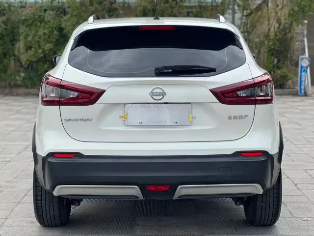 Nissan Qashqai — Фото автомобиля 8