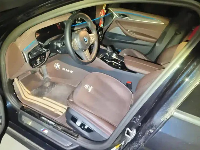 BMW 5 Series — Фото автомобиля 9