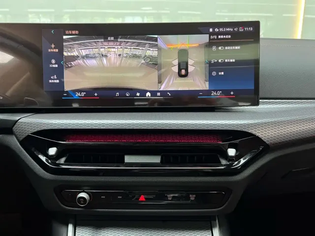 BMW 3 Series — Фото автомобиля 13