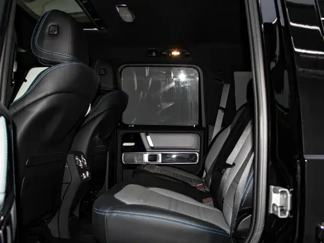 Mercedes-Benz G-Class — Фото автомобиля 24