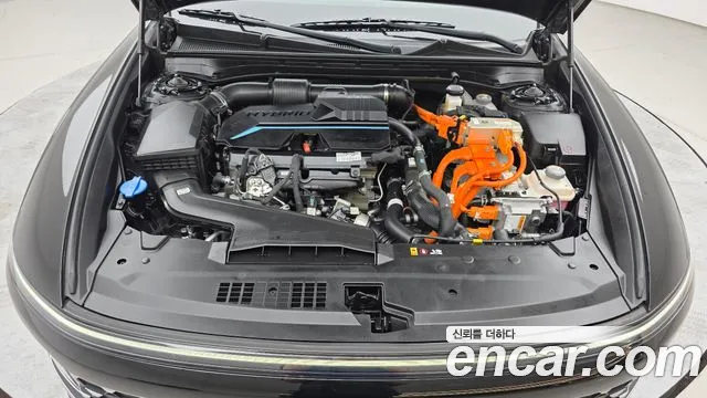Hyundai Grandeur GN7 — Фото автомобиля 6