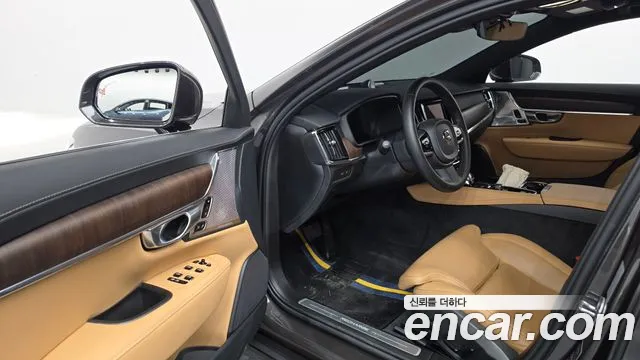 Volvo S90 — Фото автомобиля 15