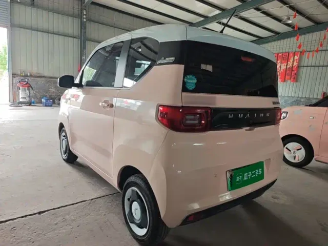 Wuling Hongguang Mini EV — Фото автомобиля 4