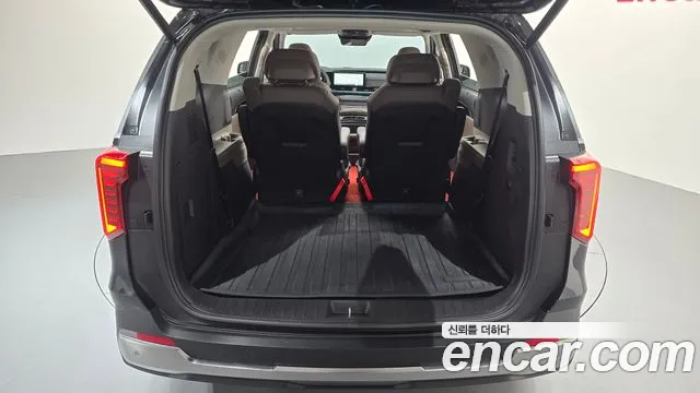 Kia Carnival 4th Gen — Фото автомобиля 24