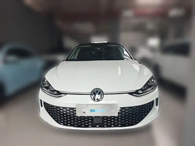 Volkswagen Lamando — Фото автомобиля 4