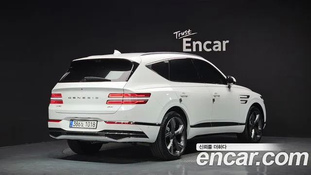 Genesis GV80 2.5T Бензин AWD — Фото автомобиля 2