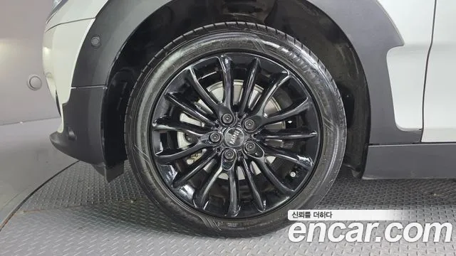 Mini Clubman — Фото автомобиля 5