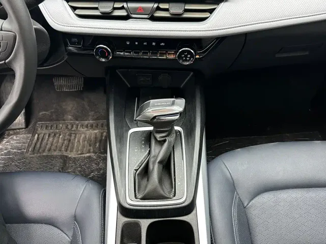 Chevrolet Monza — Фото автомобиля 18