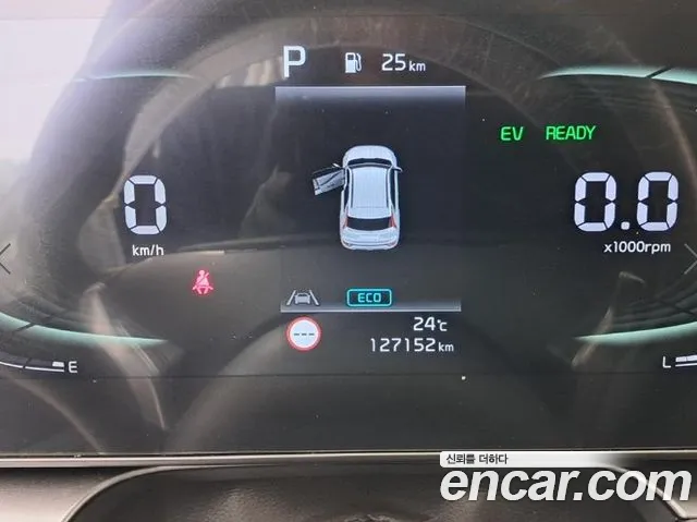 Kia Niro The All New Niro Signature — Фото автомобиля 8