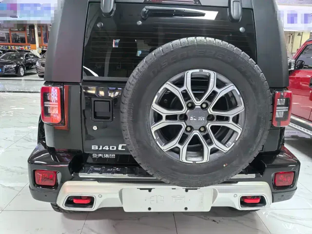 BAIC BJ40 — Фото автомобиля 5