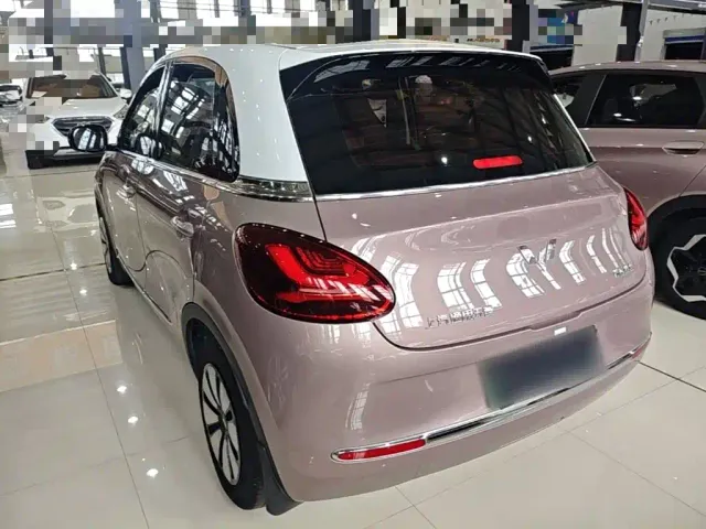 Wuling Bingo — Фото автомобиля 4