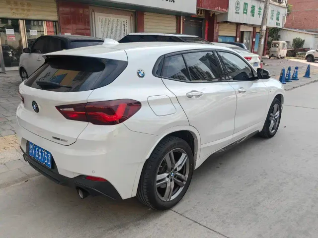 BMW X2 — Фото автомобиля 2