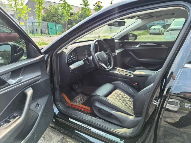 Volkswagen Magotan 2024 380TSI DSG Luxury Edition (Daimai Package) — Фото автомобиля 9