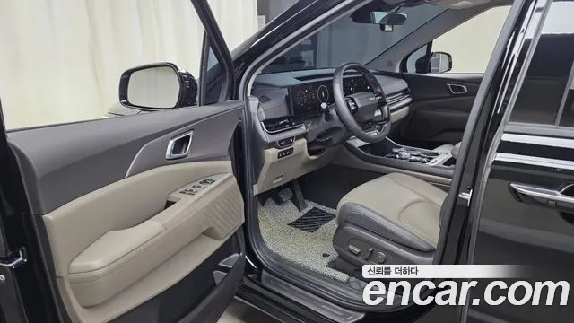 Kia Carnival — Фото автомобиля 15