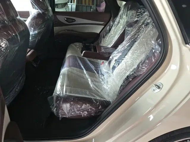 BYD Seal 07 DM-i — Фото автомобиля 16