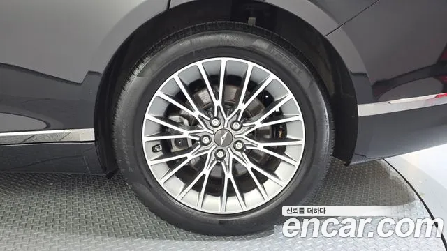 Genesis G80 RG3 — Фото автомобиля 6
