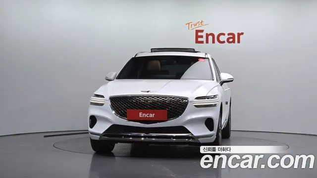 Genesis GV70 — Фото автомобиля 3