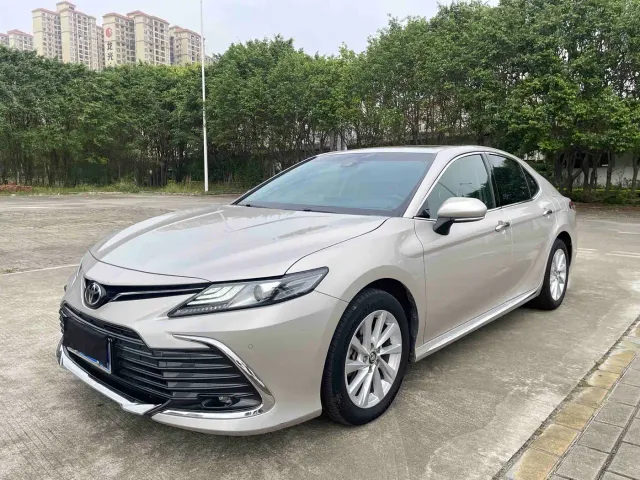 Фотография автомобиля — Toyota Camry