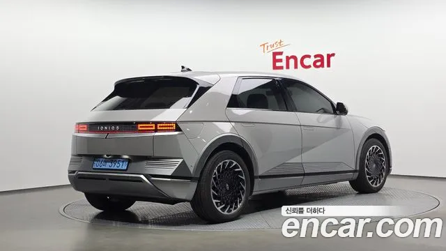 Hyundai Ioniq 5 — Фото автомобиля 2