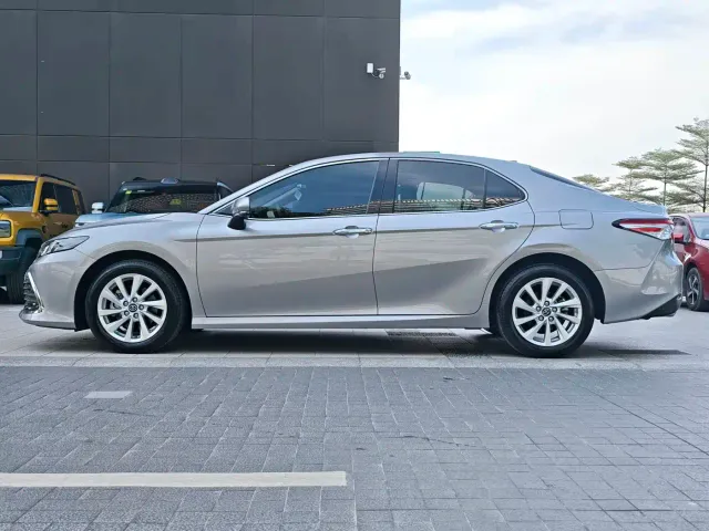 Toyota Camry — Фото автомобиля 22