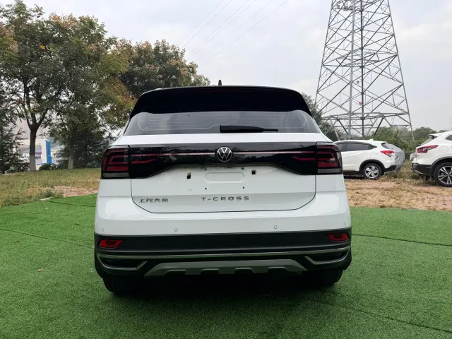 Volkswagen T-Cross — Фото автомобиля 5