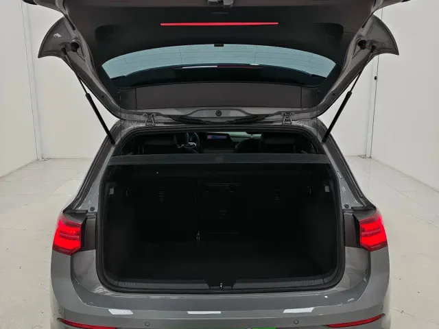 Volkswagen Golf — Фото автомобиля 13