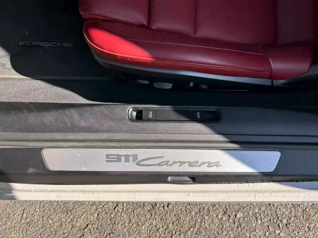 Porsche 911 — Фото автомобиля 8