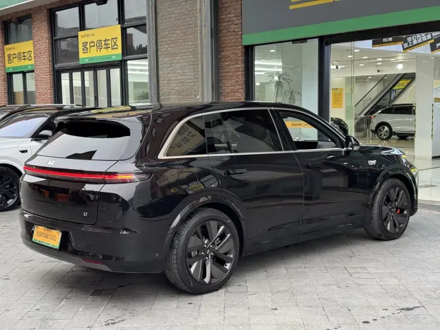 Li Auto L7 — Фото автомобиля 7