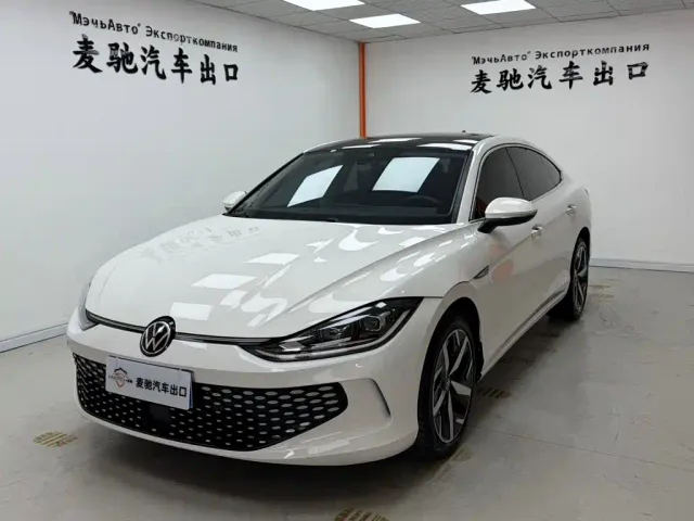 Фотография автомобиля — Volkswagen Lamando