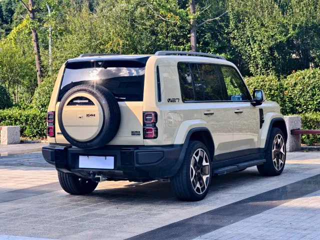 iCAR V27 — Фото автомобиля 8