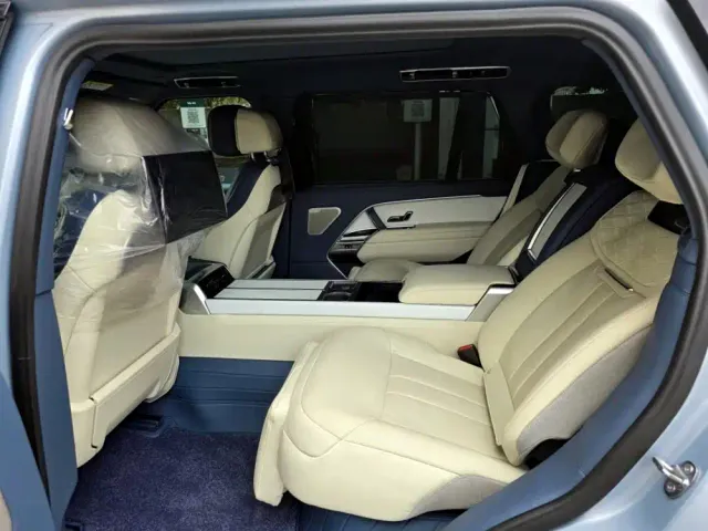 Land Rover Range Rover — Фото автомобиля 8