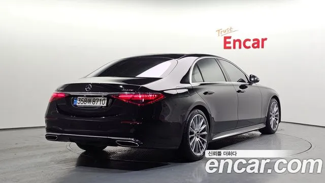 Mercedes-Benz S-Class — Фото автомобиля 2