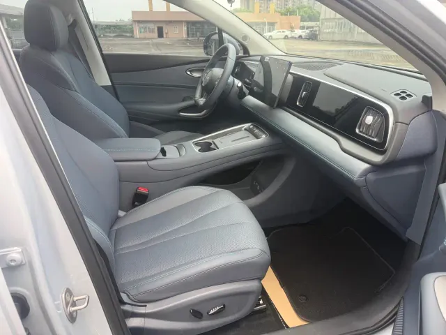 BYD Seal 05 DM-i — Фото автомобиля 11