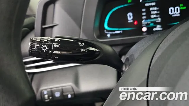 Hyundai AVANTE Smart — Фото автомобиля 20