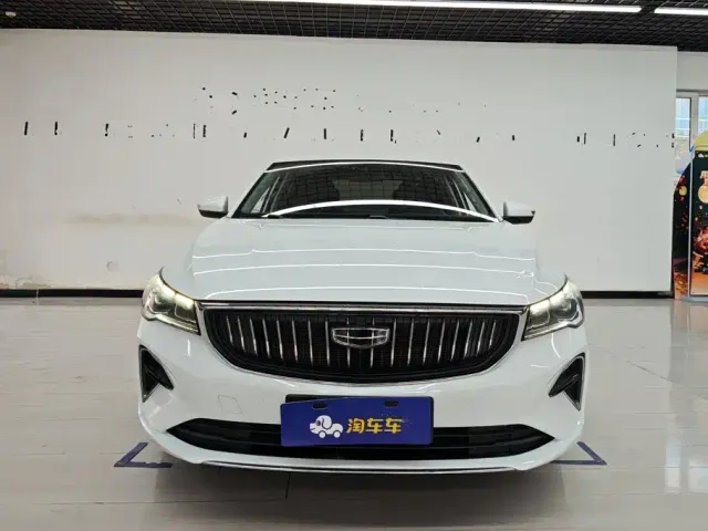 Geely Emgrand — Фото автомобиля 2