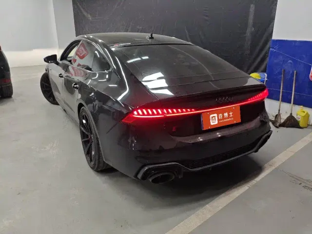 Audi A7 — Фото автомобиля 6