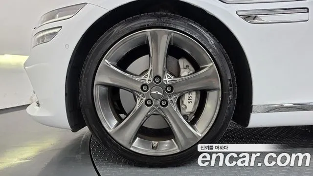 Genesis G80 RG3 — Фото автомобиля 5