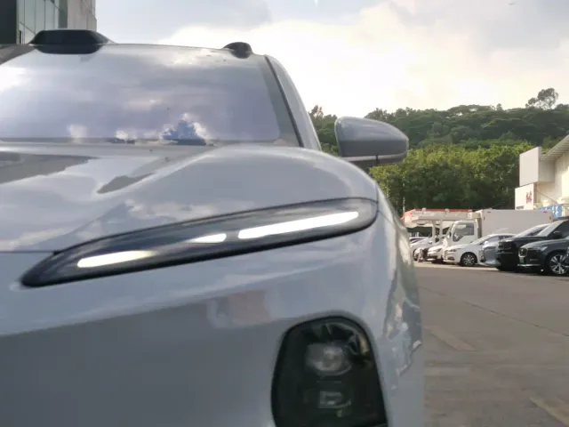 Nio ET5 Touring — Фото автомобиля 2