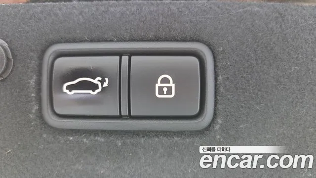 Hyundai Grandeur Grandeur (New) Hybrid — Фото автомобиля 18
