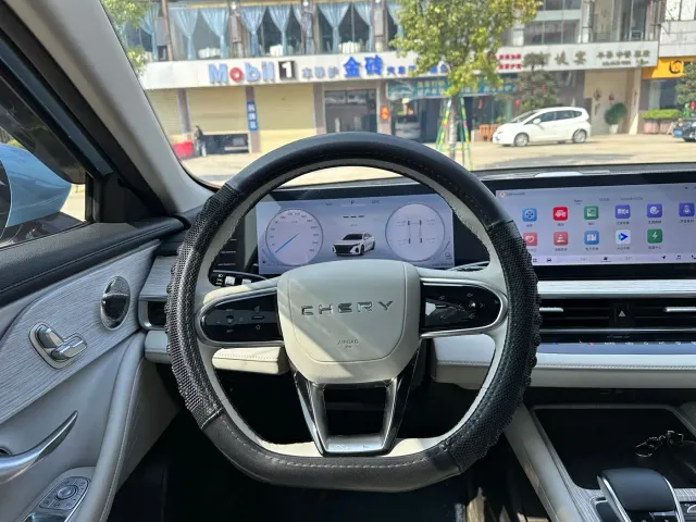 Chery Fulwin A8 — Фото автомобиля 19