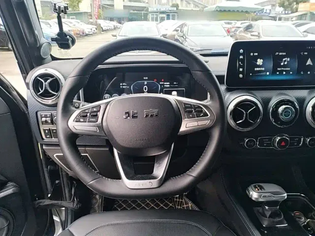 BAIC BJ40 — Фото автомобиля 10