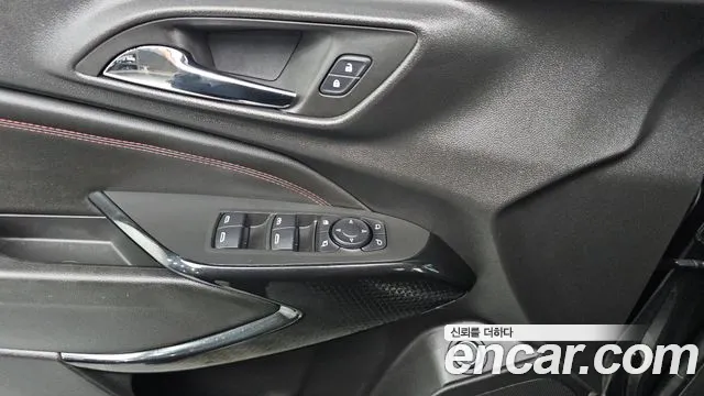 ChevroletGMDaewoo Trax Trax Кроссовер — Фото автомобиля 16