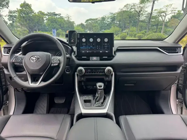Toyota Wildlander — Фото автомобиля 8